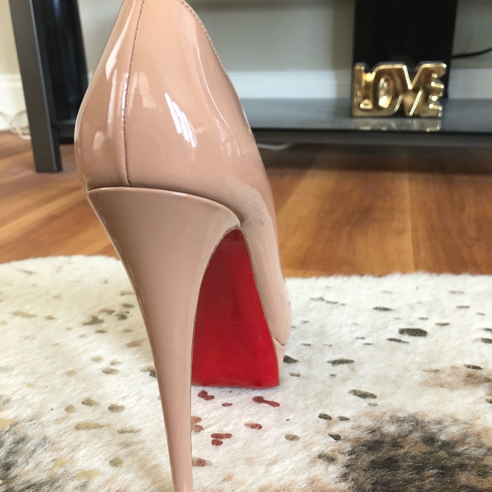 Christian Louboutin Nude Lady peep pump - Picture 3 of 5